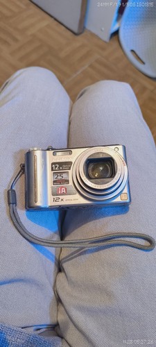 Non testé panasonic lumix - non,