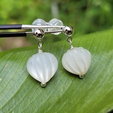 boucles d'oreilles en pierre