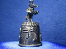 Dé à coudre de collection en