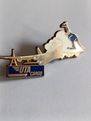 Pin avion uta - uta, cargo