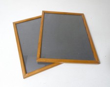 2 cadres vitrés en bois