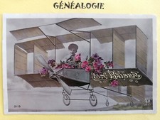 Carte Postale Ancienne Ecrite FANTASY FLEURS Garçon AÉROPLANE Avion plane Biplan