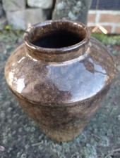 Ancien vase en ceramique à