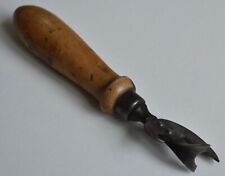 Ouvre-boîte ou décapsuleur