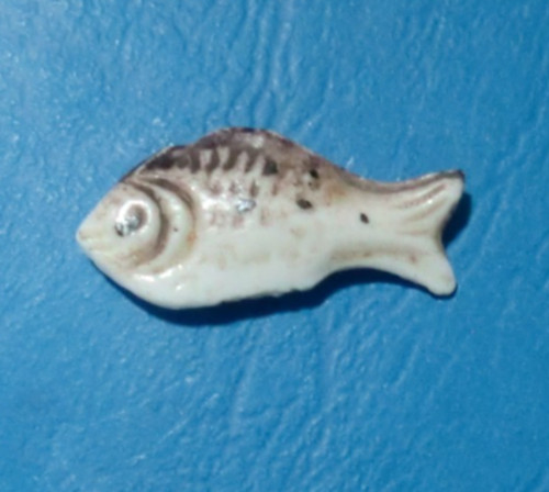 Fève ancienne poisson - ancienne., points