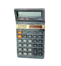 Ancienne calculatrice d'affichage LCD de poche CITIZEN SLD-742N avec 12 chiffres