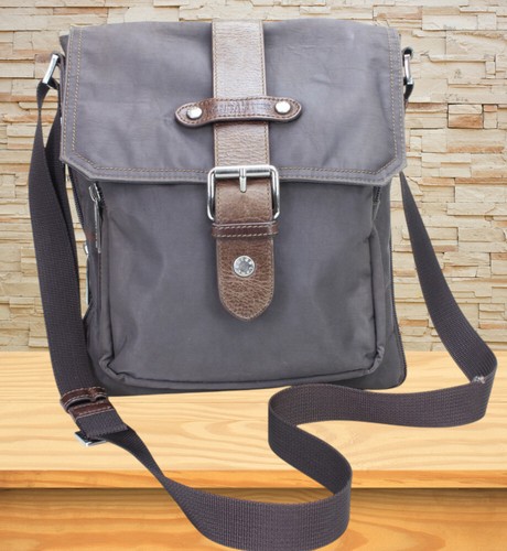 Sac lancaster - lancaster, #630)