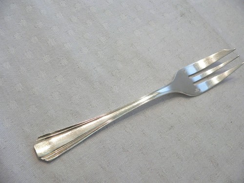 Christofle fourchette à - 1,