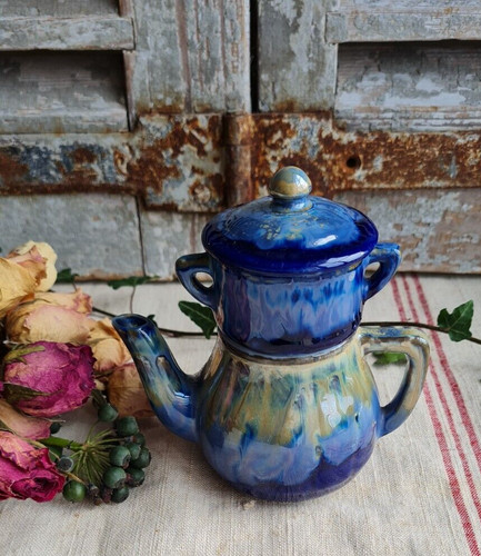 Ancienne dinette cafetiere - ancienne,