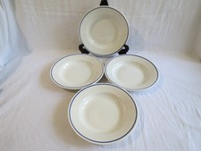 4 assiettes creuses porcelaine de gien,liseré bleu