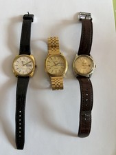 Lot De Trois Montres. Une