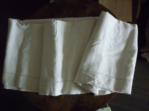 Beau drap ancien monogramme - ancien,