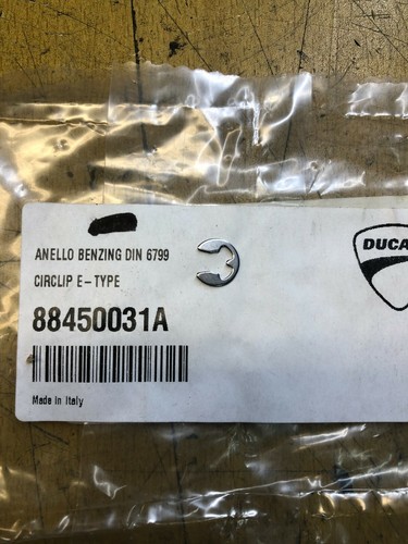 Circlip benzing din - 1, 6799