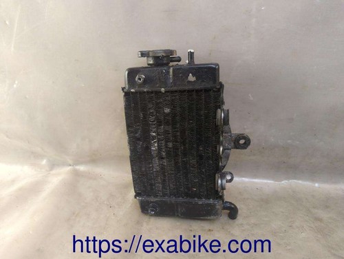 Radiateur eau droit - radiateur, a