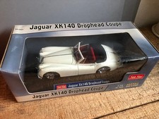 Voiture miniature ech 1/18