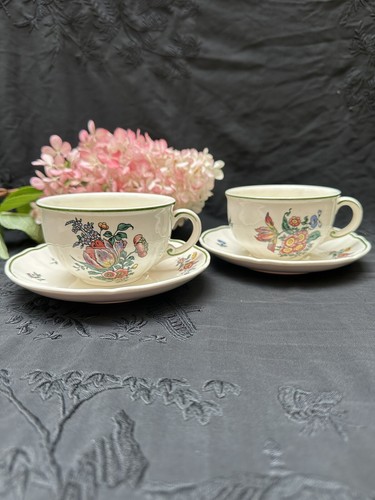 Tasses thé chocolat - thé, ou