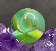 PRETTY Vintage Vitro Agate