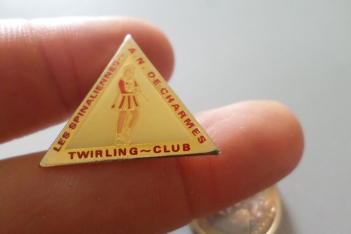 Pin broche twirling club de - pin,