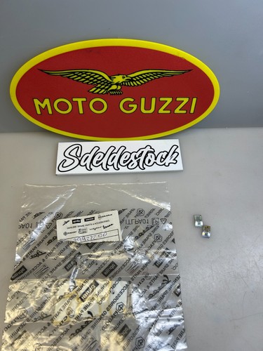 écrou plaque moto guzzi - 2,