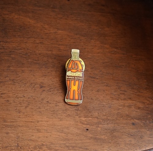 Ancien pins émaillé années
