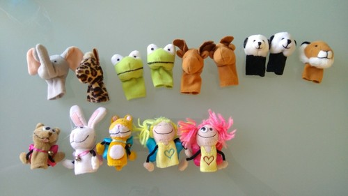 Marionnettes doigts - a,