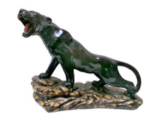 Statue en plâtre peint signé