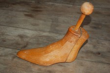 Ancienne forme de bottine , chaussure , serre livre , 43 , G