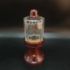 Ancien moutardier à piston