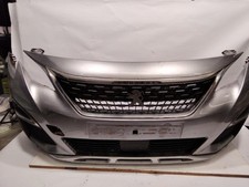 enjoliveur pare-choc avant