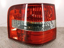 Feu arriere principal gauche