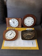 4 ANCIENNES PENDULES OU