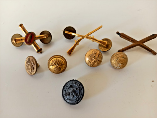 Militaria lot insignes - militaria-ww, ii