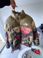 The North Face 1996 Rétro Nuptse Jacket antelope tan ice dye print