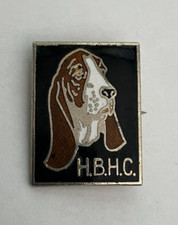 Ref A1 - BROCHE émail Chien BASSET HOUND