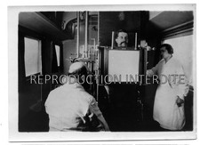 PHOTO MEURISSE 1930 - SOCIETE- TRAIN D'HYGIENE SOCIALE - WAGON RADIOLOGIE