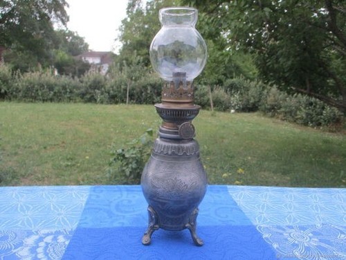 Lampe pétrole ancienne - à,
