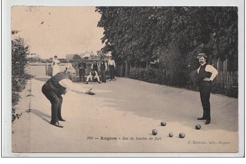 Angers jeu de boules - :,