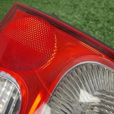 Feu arriere principal droit