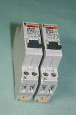 LOT 2 DISJONCTEURS MERLIN GERIN déclic U15A N°17  20726