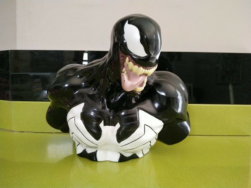 Tirelire venom - tirelire,