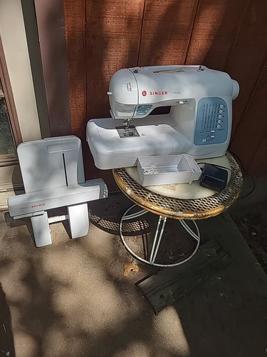 Singer futura 400 sewing - xl-400,