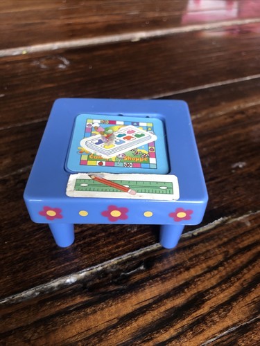 2000 fisher price - 2000, living