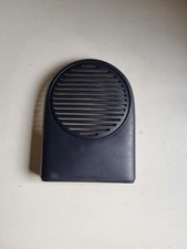 Renault Clio 2 / Grille de haut parleur / 7700411286