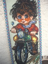 VINTAGE TABLEAU POULBOT 70's Cadre Canevas fait main Garçon moto biker Vintage