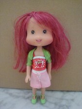  poupée charlotte au fraise