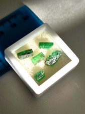 lot de 5 émeraudes naturelles