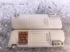 PAIRE DE PARE-SOLEIL DX ET SX