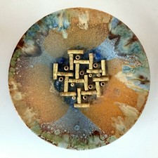 EXCEPTIONNELLE ASSIETTE EN GRES EMAILLE DESIGN MODERNISTE CONSTRUCTUVISTE CUBISM