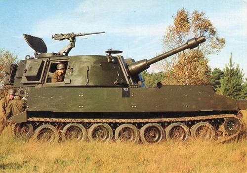 M108 self propelled howitzer - m108,