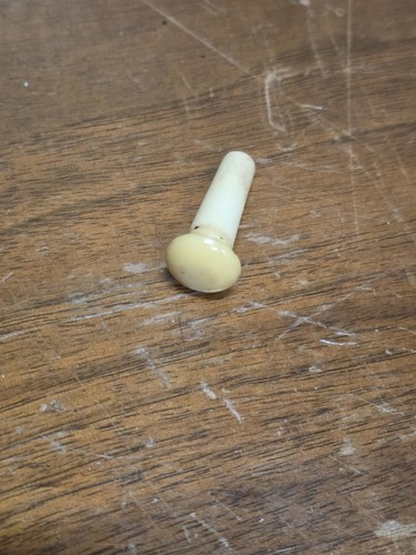 Gibson plastic endpin strap - endpin,